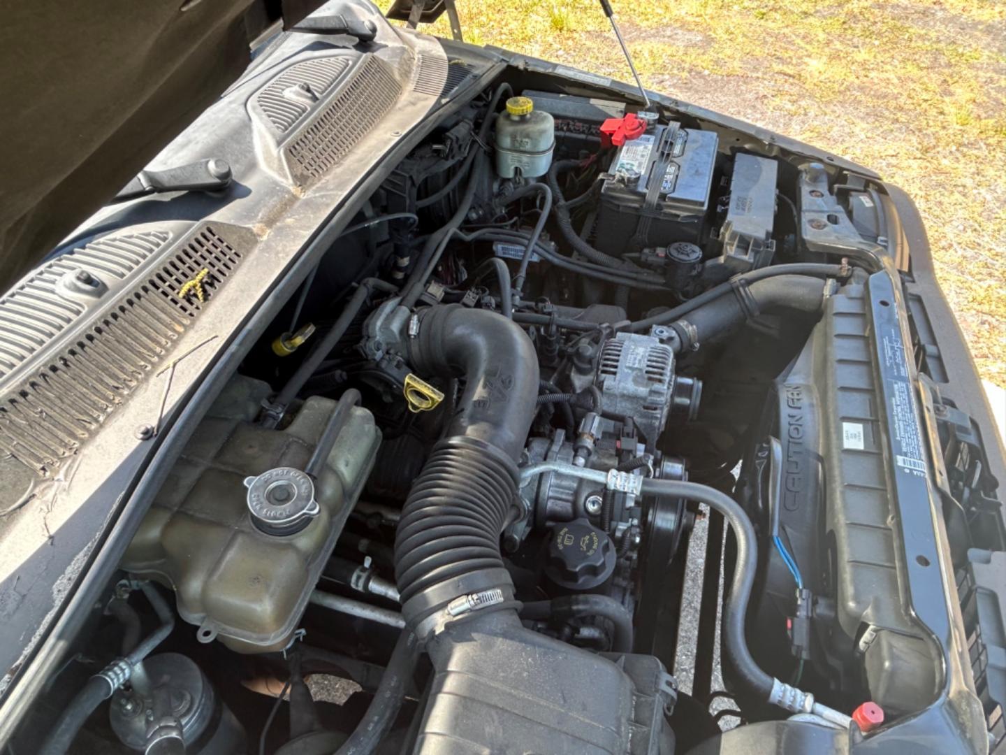 2005 Jeep Liberty (1J4GK58K65W) , located at 1758 Cassat Ave., Jacksonville, FL, 32210, (904) 384-2799, 30.286720, -81.730652 - $3000.00 CASH SPECIAL!!!! 2005 JEEP LIBERTY 3.7L LIMITED ONLY 176,155 MILES!!! 4-DOOR ICE-COLD AIR-CONDITIONING ALLOYS TINT REMOTE KEYLESS ENTRY DON'T WAIT ON THIS ONE CALL TODAY @ 904-384-2799 - Photo#21